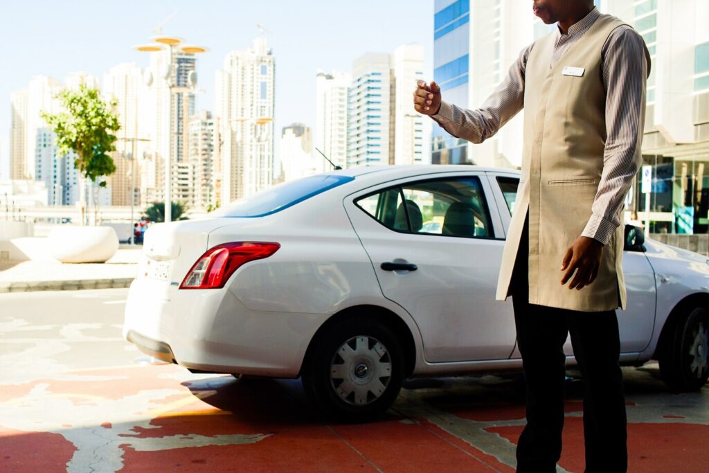 Dubai Luxury Car Rental with Driver – 24/7 Availability