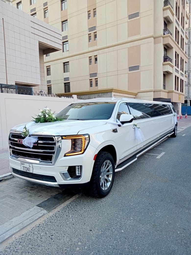 Luxury limousine in Dubai - Royal Road Limousine